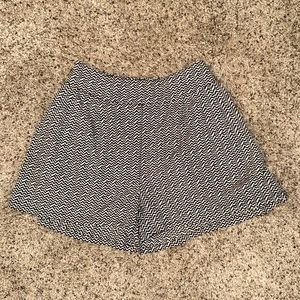 American Eagle women’s shorts